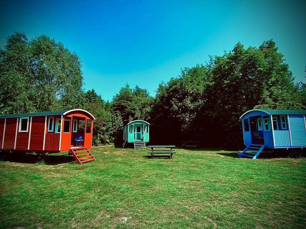 Pipowagens Bij Pannenkoekenrestaurant & Camping De Koppenjan 'Een Uniek Verblijf Met Kinderspeelboerderij' Jubbega-Schurega Exteriér fotografie