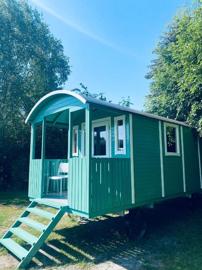 Pipowagens Bij Pannenkoekenrestaurant & Camping De Koppenjan 'Een Uniek Verblijf Met Kinderspeelboerderij' Jubbega-Schurega Exteriér fotografie